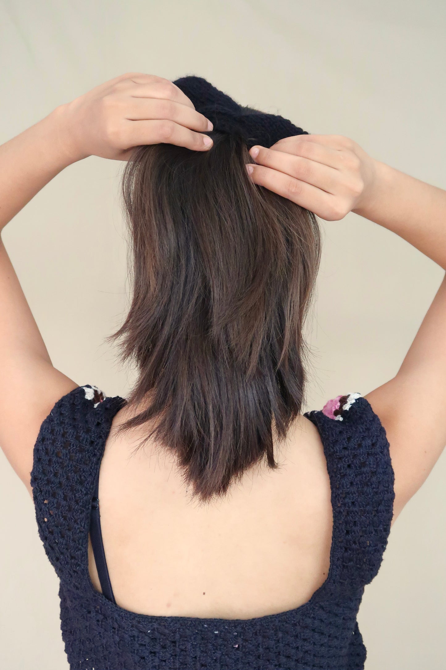 Knit Bow Hair Scrunchie