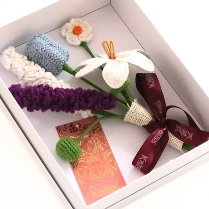 Handmade crochet lily flower gift box India by The Kalaa Store, buy lily crochet flower gift India, elegant premium | anniversary,birthday